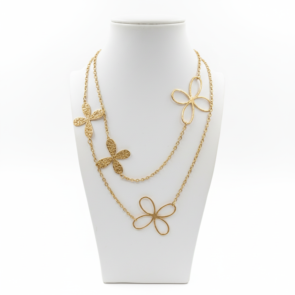 Collier grande fleur sur buste fond professionnel